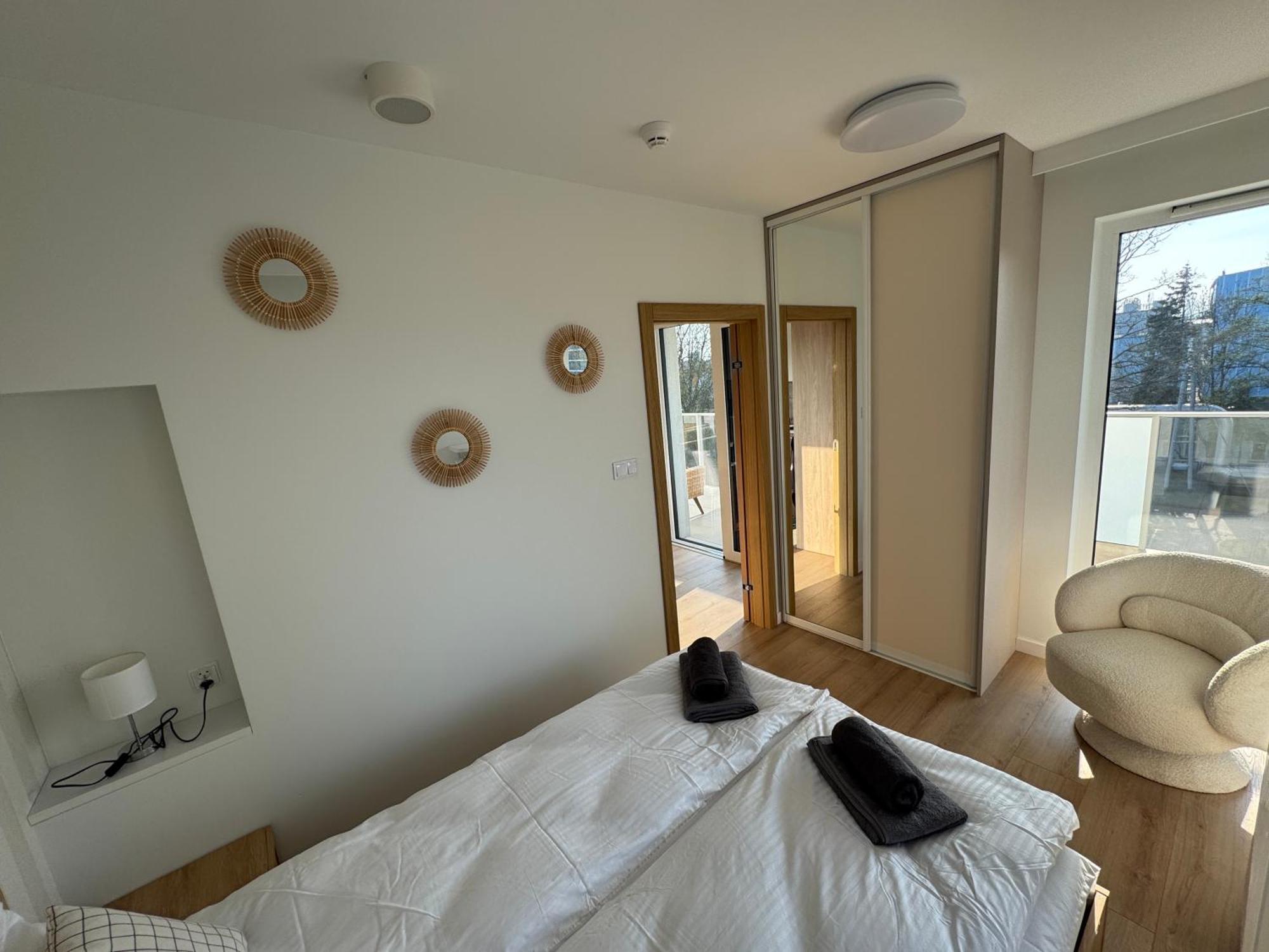 Apartment 4summer Golden Dune - Parking, Przestronne Mieszkanie 50m2, Caly Do Dyspozycji, Duzy Taras Z Pieknym Zachodem Slonca Parkplatz, Geraeumige Mit 50 M2, Ganzes Zur Verfuegung, Grosse Terrasse Mit Wunderschoenem Sonnenunterga *